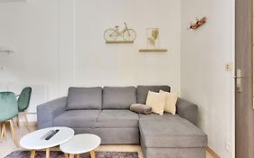 Superbe Studio Vieux Nice 1 Min A Pied De La Plage
